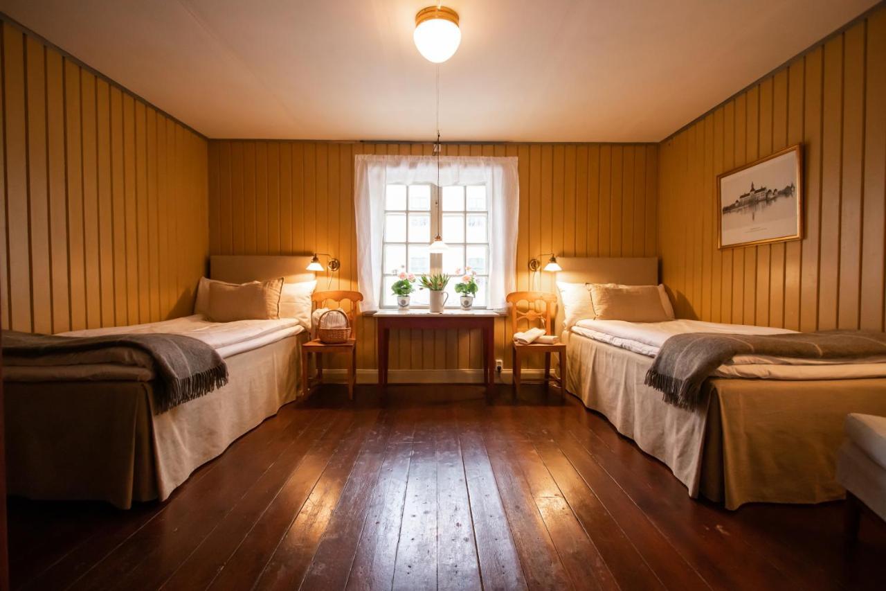 Hotell Dahlstroemska Garden Вадстена Экстерьер фото